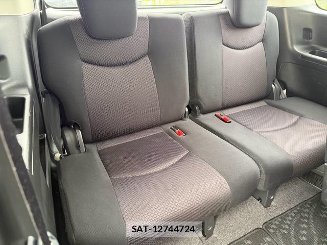 Nissan SERENA 2013-09 8817304-6
