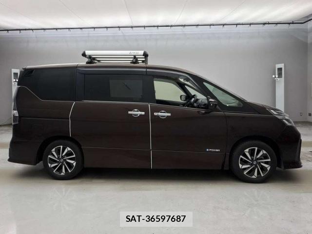 Nissan SERENA 2019-09 8817321-10