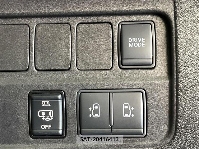 Nissan SERENA 2021-12 8817649-6