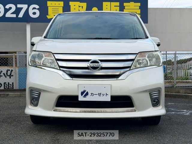 Nissan SERENA 2012-03 8817698-13