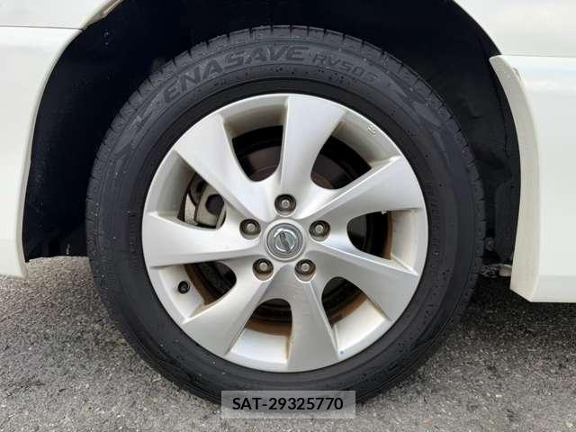 Nissan SERENA 2012-03 8817698-15