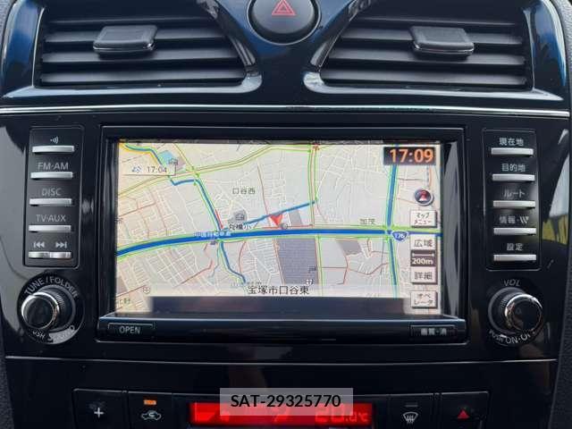 Nissan SERENA 2012-03 8817698-2
