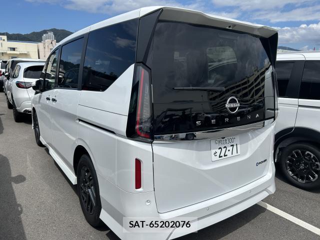 Nissan SERENA 2026-08 8817764-1