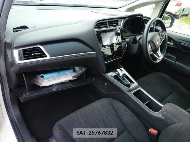 Honda SHUTTLE 2019-09 8813764-15