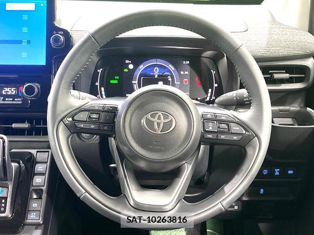 Toyota SIENTA 2026-05 8812059-10