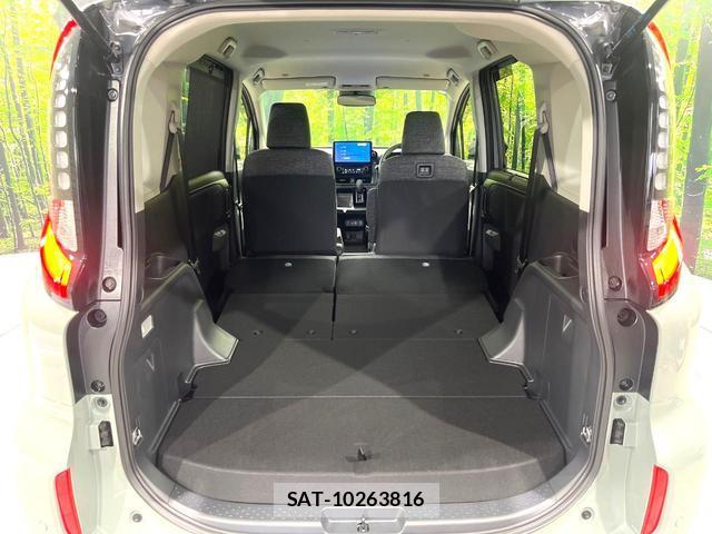 Toyota SIENTA 2026-05 8812059-9