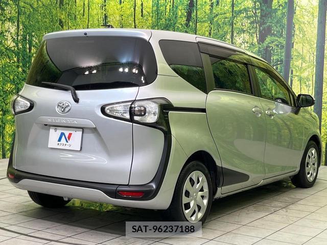 Toyota SIENTA 2017-09 8812078-16