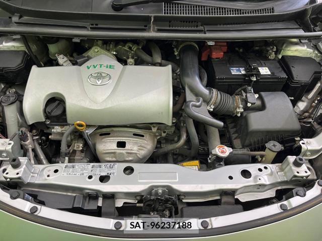 Toyota SIENTA 2017-09 8812078-17
