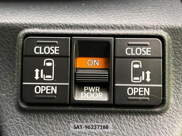 Toyota SIENTA 2017-09 8812078-4