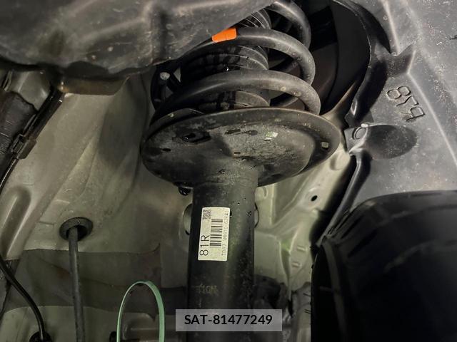 Toyota SIENTA 2017-03 8812121-19