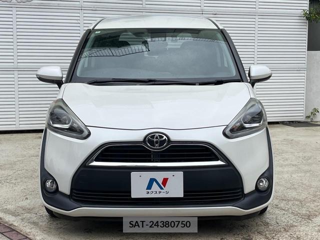 Toyota SIENTA 2015-09 8812322-14