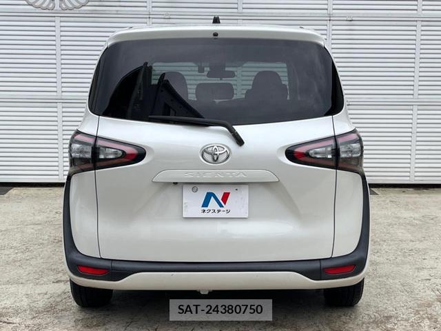 Toyota SIENTA 2015-09 8812322-15