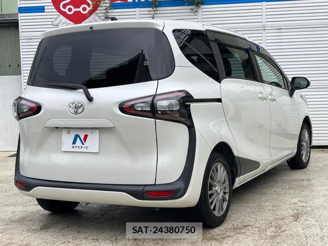 Toyota SIENTA 2015-09 8812322-17
