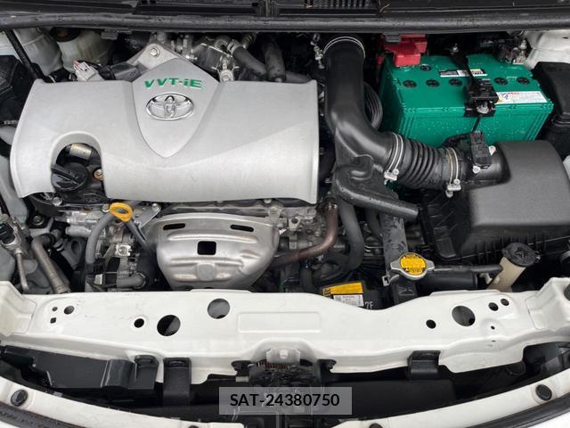 Toyota SIENTA 2015-09 8812322-18