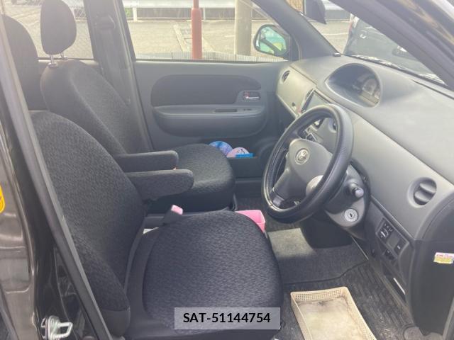 Toyota SIENTA 2012-12 8812436-6