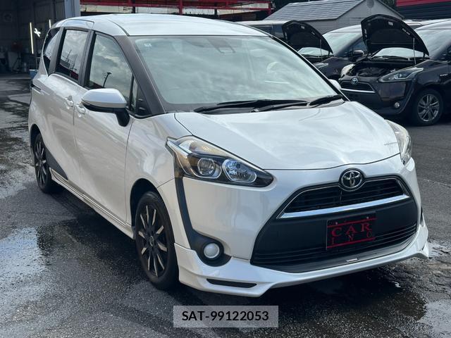 Toyota SIENTA 2016-10 8812679-12
