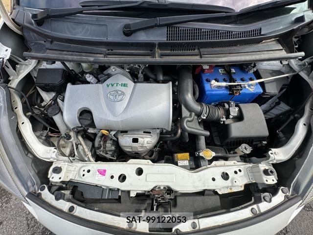 Toyota SIENTA 2016-10 8812679-17