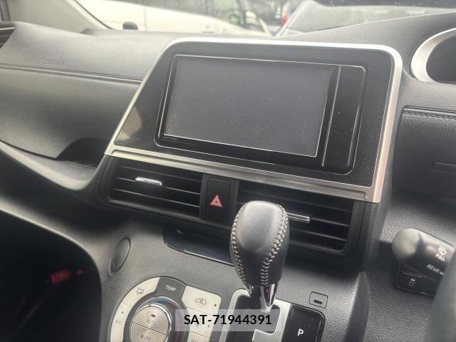 Toyota SIENTA 2020-07 8812718-5