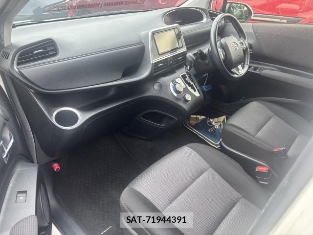 Toyota SIENTA 2020-07 8812718-8