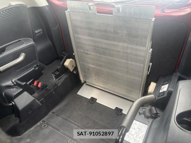 Toyota SIENTA 2019-09 8812719-4