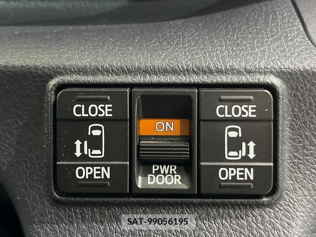 Toyota SIENTA 2017-07 8812914-5
