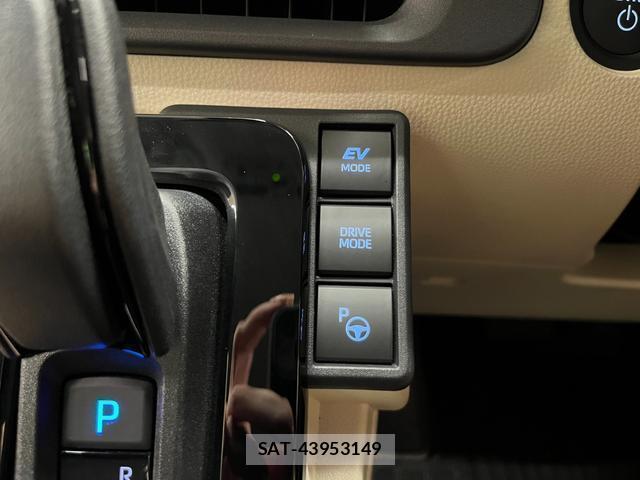 Toyota SIENTA 2024-10 8812943-17