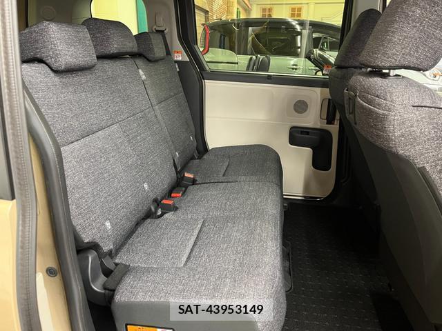 Toyota SIENTA 2024-10 8812943-8