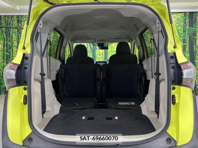 Toyota SIENTA 2015-10 8813126-10