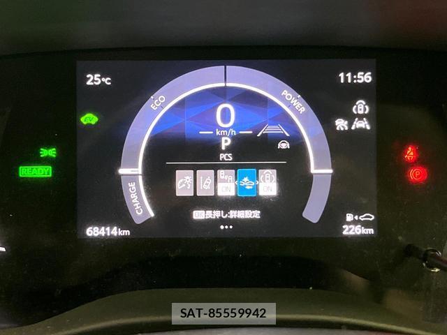 Toyota SIENTA 2023-09 8813204-5