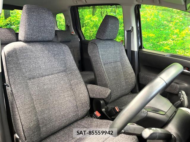 Toyota SIENTA 2023-09 8813204-8