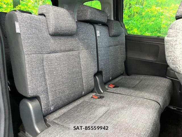 Toyota SIENTA 2023-09 8813204-9
