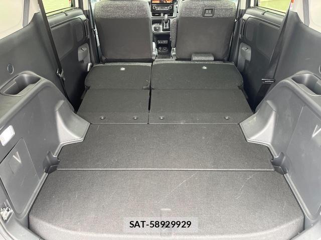 Toyota SIENTA 2023-09 8813230-12