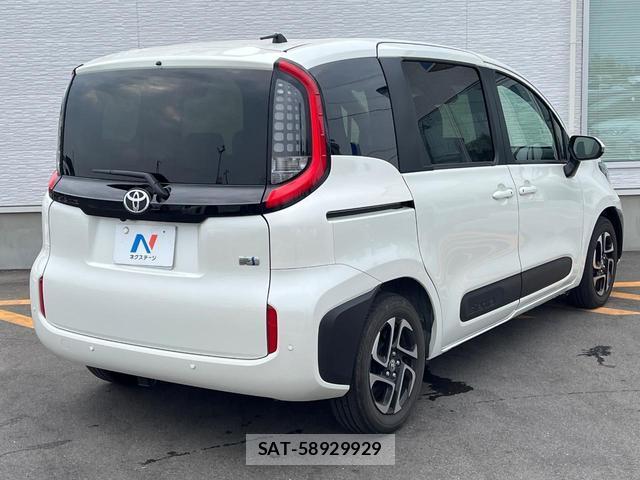Toyota SIENTA 2023-09 8813230-16