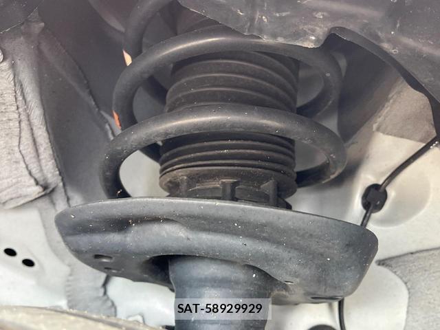 Toyota SIENTA 2023-09 8813230-19