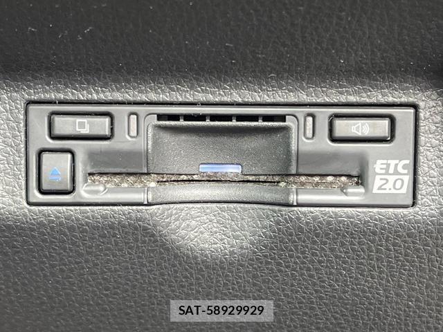 Toyota SIENTA 2023-09 8813230-4