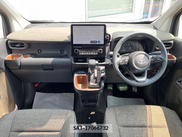 Toyota SIENTA 2025-03 8813231-1