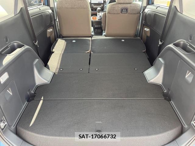 Toyota SIENTA 2025-03 8813231-12