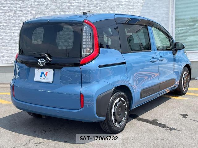 Toyota SIENTA 2025-03 8813231-16