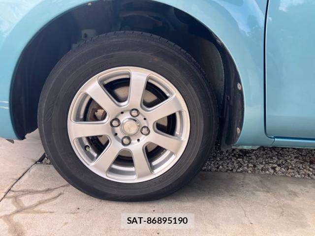 Toyota SIENTA 2009-11 8813302-5