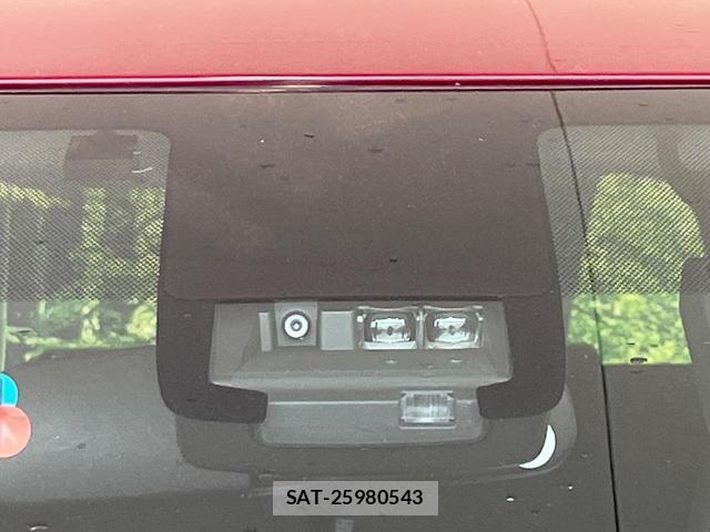 Toyota SIENTA 2020-02 8813423-5