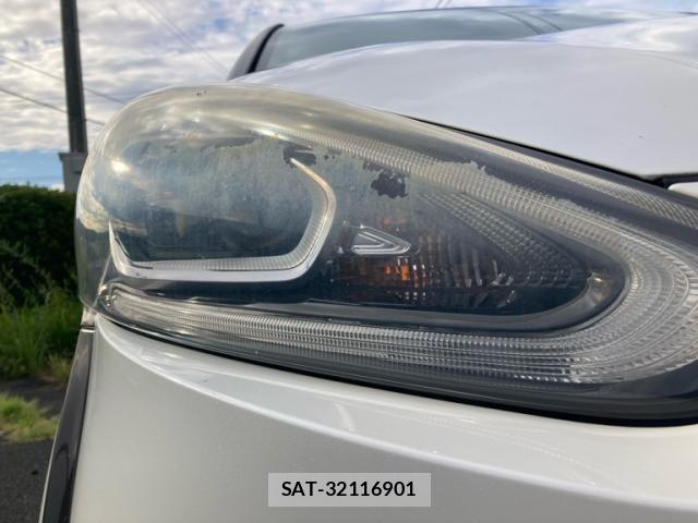 Toyota SIENTA 2015-11 8813572-13