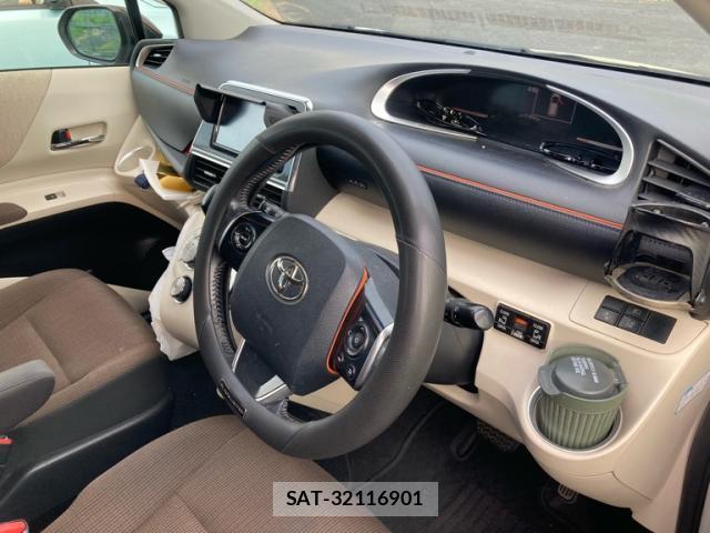 Toyota SIENTA 2015-11 8813572-15