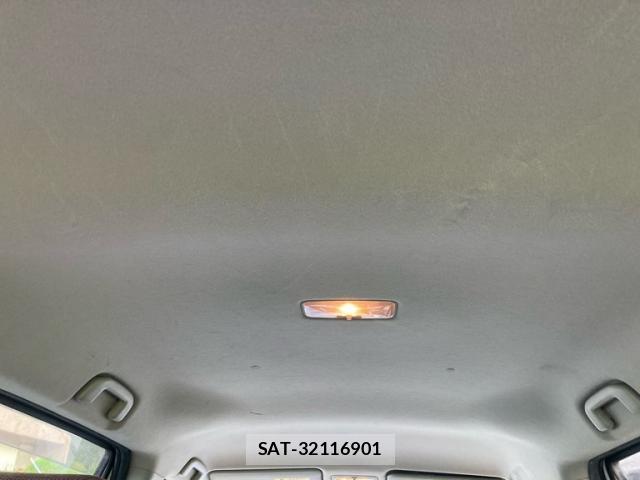 Toyota SIENTA 2015-11 8813572-4