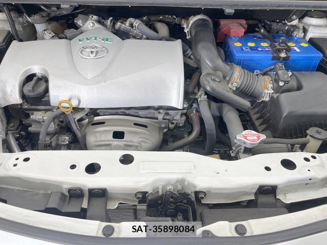 Toyota SIENTA 2017-12 8813989-18