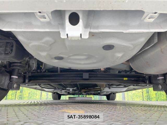 Toyota SIENTA 2017-12 8813989-19