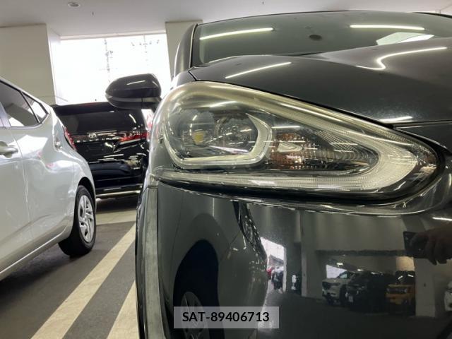 Toyota SIENTA 2015-07 8814094-12