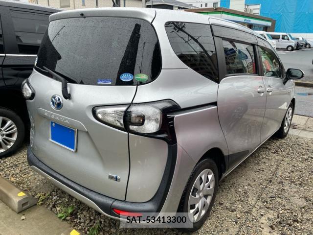 Toyota SIENTA 2015-09 8814096-12
