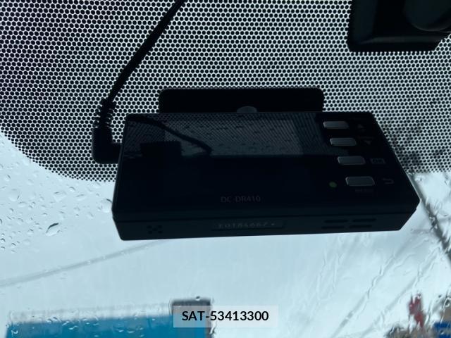Toyota SIENTA 2015-09 8814096-14