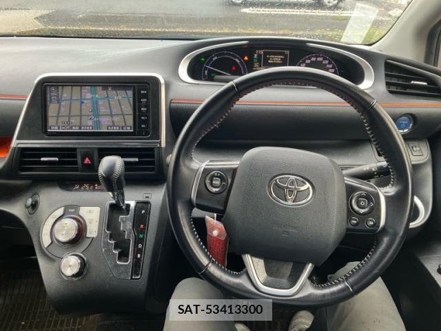 Toyota SIENTA 2015-09 8814096-6