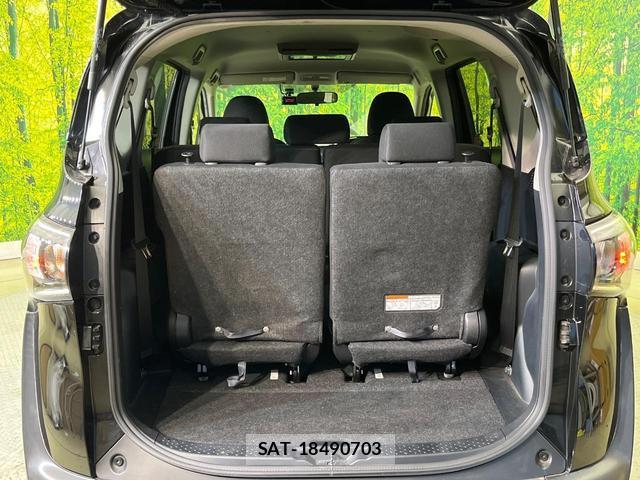 Toyota SIENTA 2021-10 8814244-10